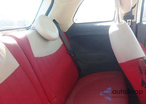 2012 Fiat 500 Lounge z USA, uszkodzony, nr VIN 3C3CFFCR1CT119809